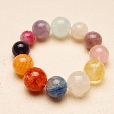Crystal bracelet for increasing luck