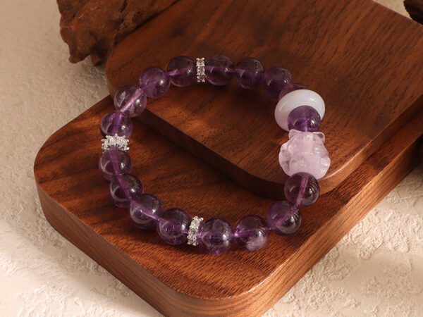 Natural amethyst (absorbing negative energy)